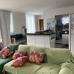 Casa Inteira